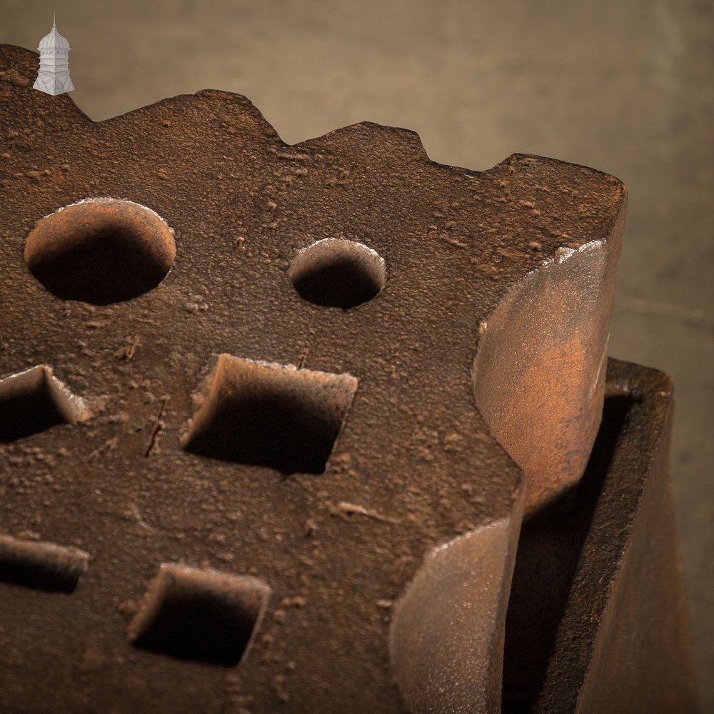 Antique Swage Block, 18" 350lb, with Base