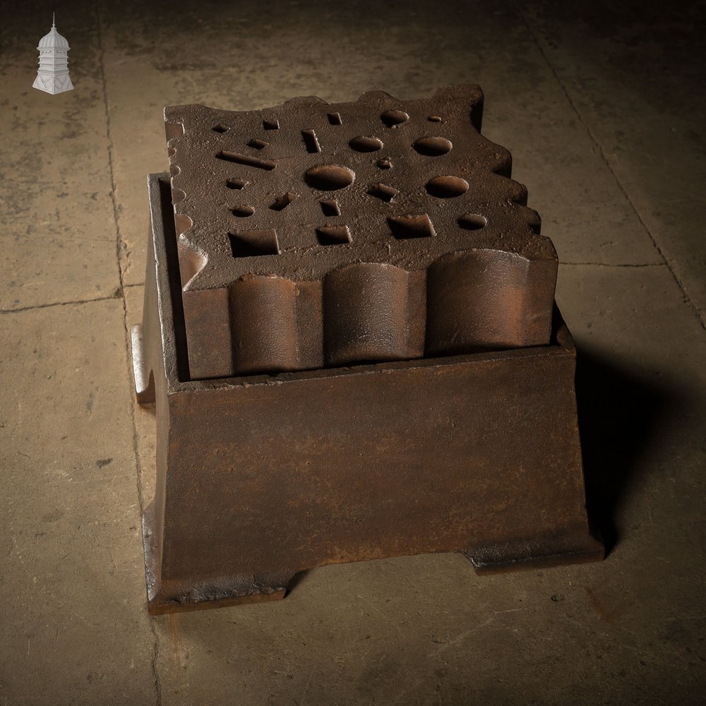 Antique Swage Block, 18" 350lb, with Base