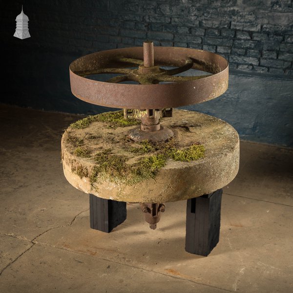 Bygone Grind Stone, Central Belt Drive