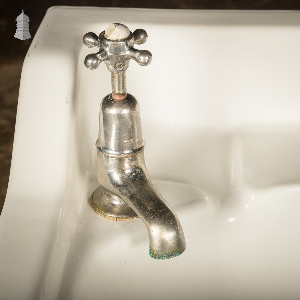 White Pyramid Sink, Vintage